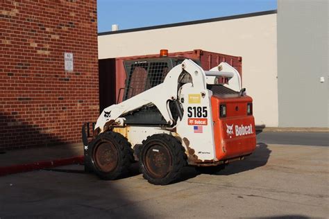 bobcat s185 weight capacity